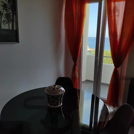 Casa Fronte Mare Torre Apartment *